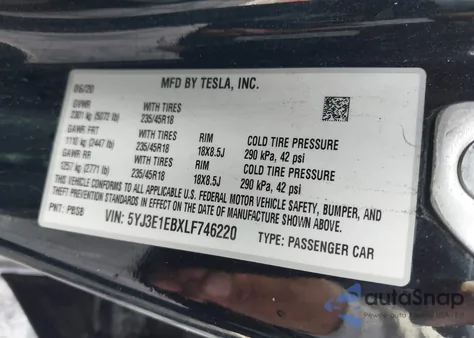 2020 Tesla Model 3 Long Range Dual Motor All-Wheel Drive z USA, uszkodzony, nr VIN 5YJ3E1EBXLF746220